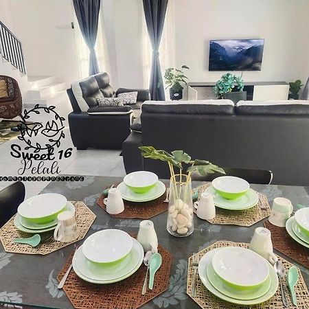 Sweet 16 Pelali Homestay Pengerang Εξωτερικό φωτογραφία