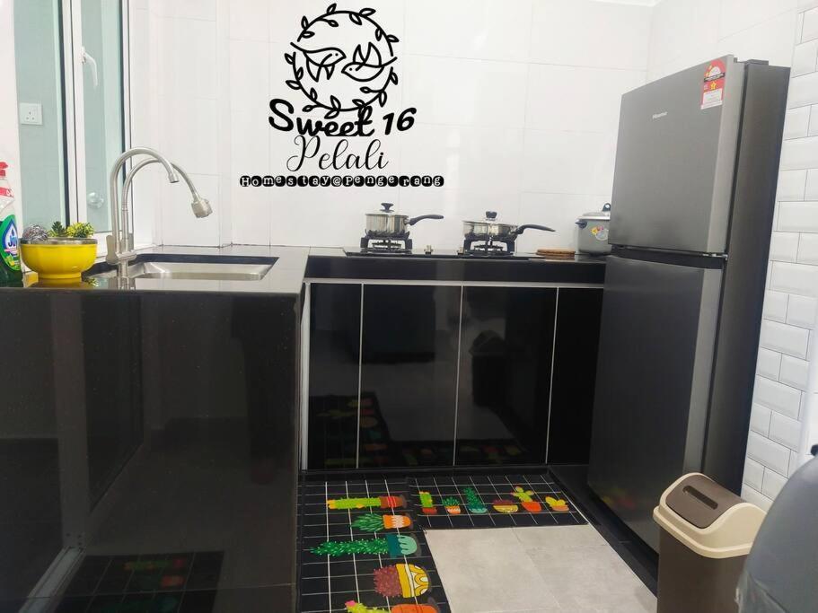Sweet 16 Pelali Homestay Pengerang Εξωτερικό φωτογραφία