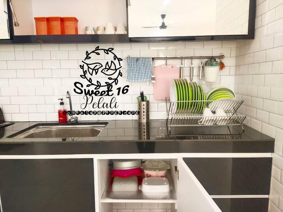 Sweet 16 Pelali Homestay Pengerang Εξωτερικό φωτογραφία