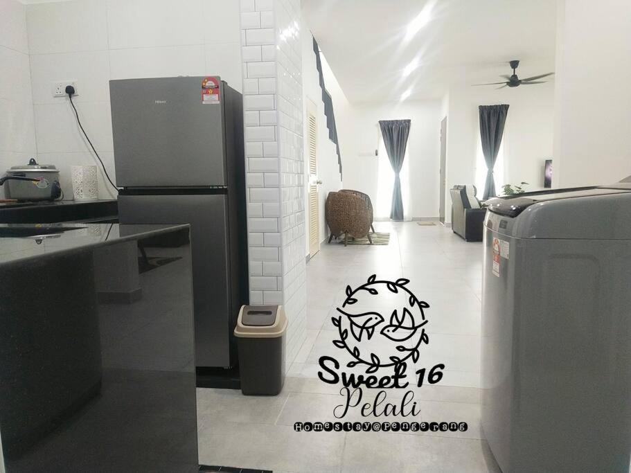 Sweet 16 Pelali Homestay Pengerang Εξωτερικό φωτογραφία